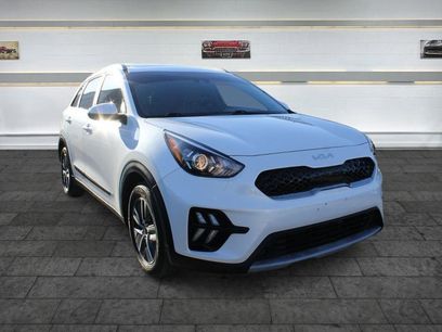 Used 2022 Kia Niro LXS