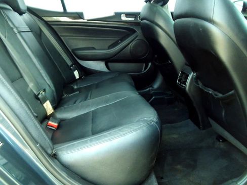 Used 2015 Kia Cadenza Premium FWD image 29