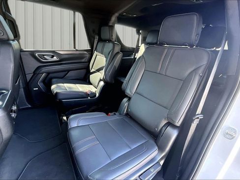 Used 2024 Chevrolet Tahoe RST w/ Luxury Package AWD/4WD image 18