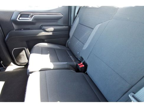 Used 2023 Chevrolet Silverado 1500 LT image 13