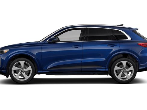 Certified 2025 Audi Q5 Premium Plus w/ Premium Plus AWD/4WD image 8