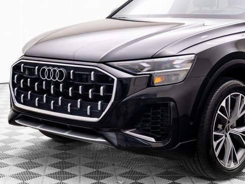 Used 2024 Audi Q8 Prestige w/ Prestige Package image 36