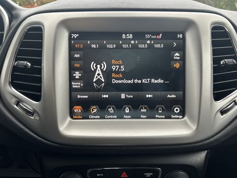 Used 2020 Jeep Compass Sport AWD/4WD image 15