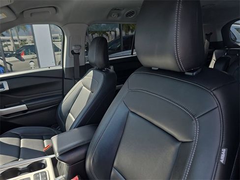Used 2023 Ford Explorer XLT w/ Equipment Group 202A image 20