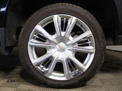 Used 2022 Chevrolet Silverado 1500 High Country w/ High Country Premium Package AWD/4WD image 24