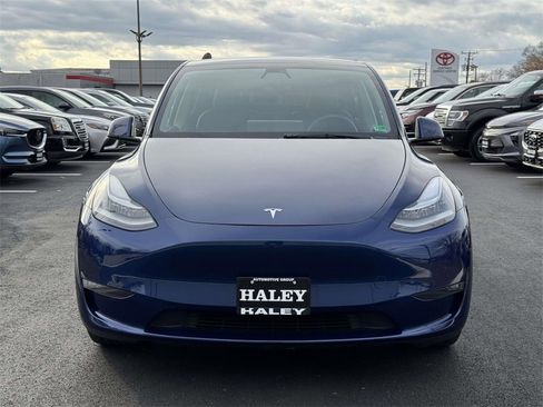 Used 2021 Tesla Model Y Long Range image 25