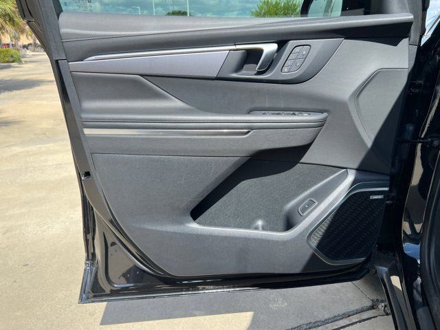 Used 2026 Buick Enclave Sport Touring w/ Power Package FWD image 15