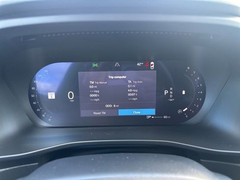 New 2026 Volvo XC40 B5 Plus w/ Protection Package Premier image 16