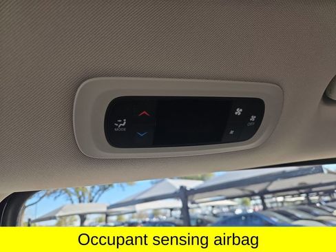 Used 2024 Chrysler Voyager LX FWD image 31