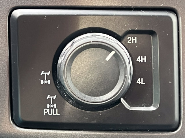 Used 2016 Ford F150 XLT w/ Equipment Group 302A Luxury AWD/4WD image 31