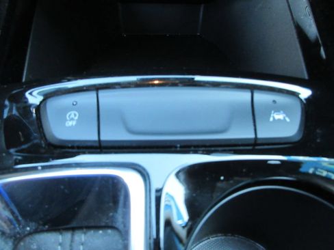 Certified 2024 Chevrolet Trax LT w/ Driver Confidence Package FWD image 28