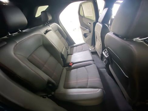 Used 2022 Chevrolet Equinox RS image 12