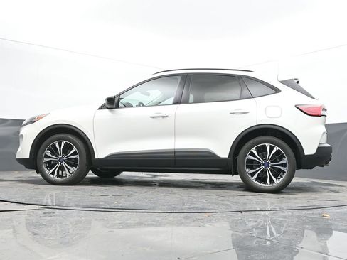 Used 2021 Ford Escape SEL w/ SEL Stealth AWD Package image 39