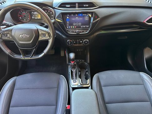 Used 2023 Chevrolet TrailBlazer RS w/ Convenience Package FWD image 16
