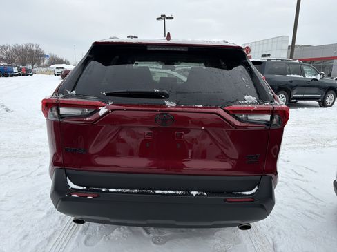 Used 2023 Toyota RAV4 XLE image 6