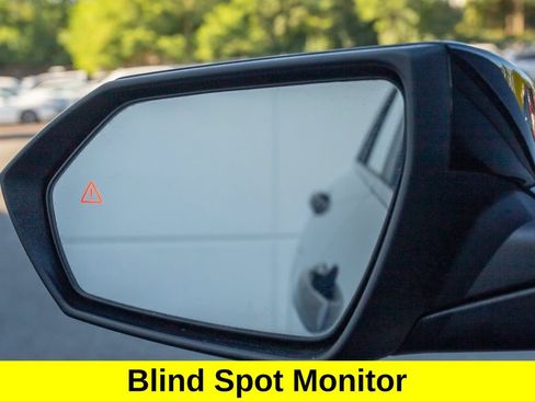 Used 2022 Hyundai Elantra SEL w/ Convenience Package FWD image 10
