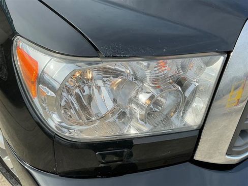 Used 2016 Toyota Sequoia Limited image 15