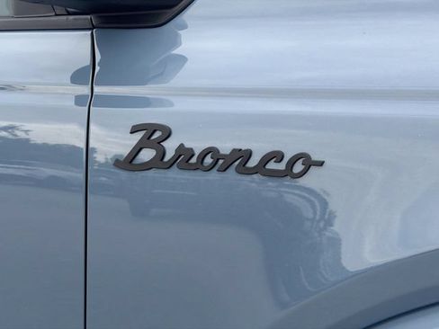 Used 2023 Ford Bronco Outer Banks AWD/4WD image 45