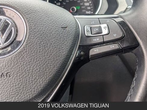 Used 2019 Volkswagen Tiguan SE AWD/4WD image 19