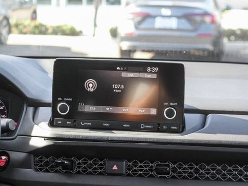 Used 2023 Honda Accord LX image 18