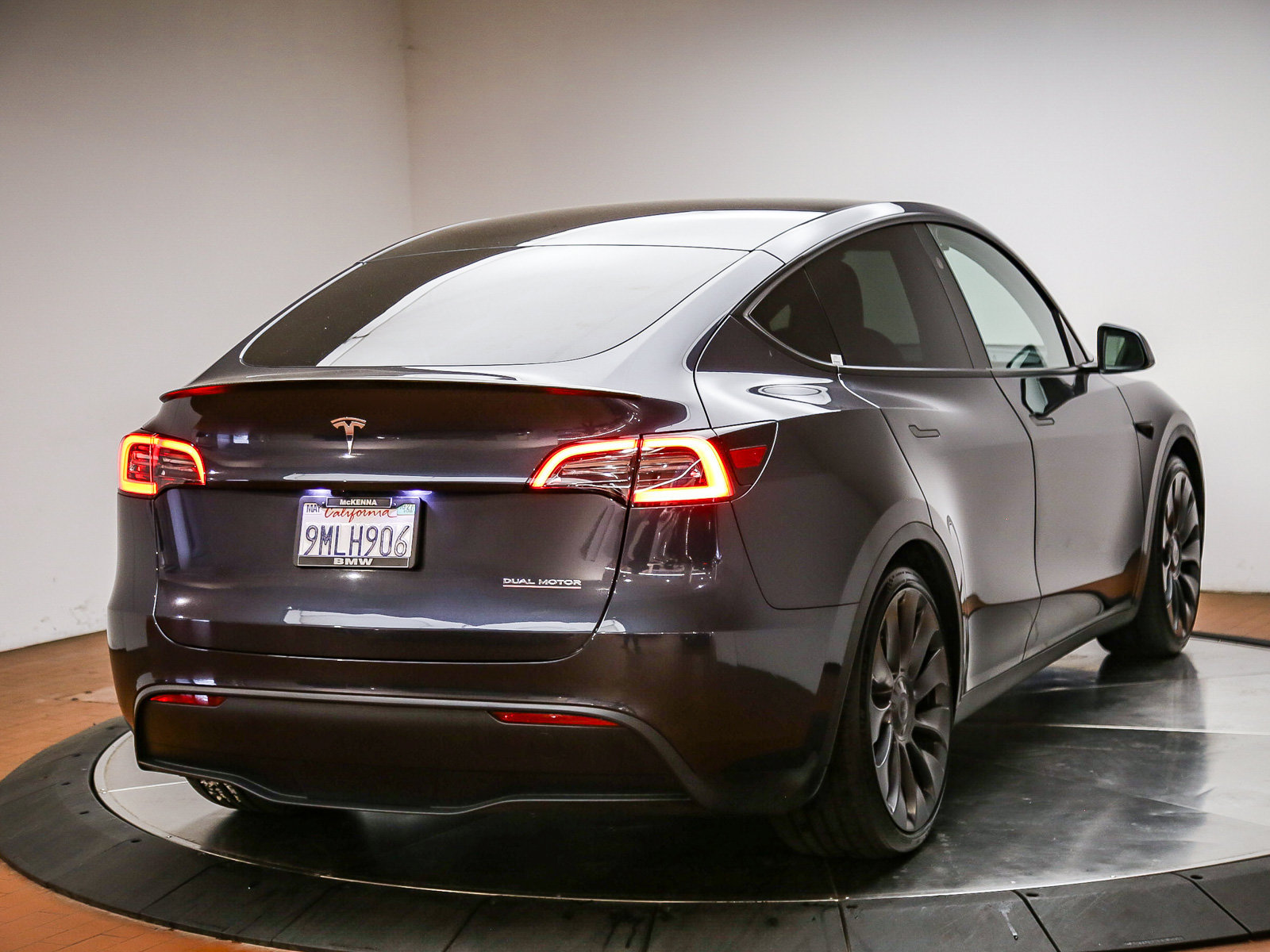 Used 2024 Tesla Model Y Performance AWD/4WD image 7