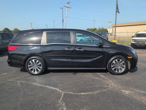 Used 2023 Honda Odyssey EX-L image 9