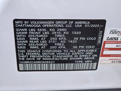 Used 2024 Volkswagen Atlas SEL AWD/4WD image 33