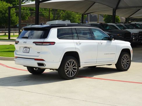 Used 2025 Jeep Grand Cherokee L Summit AWD/4WD image 4