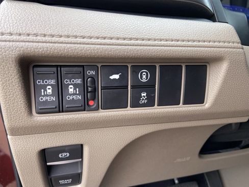 Used 2021 Honda Odyssey EX-L image 43