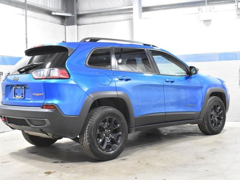 Used 2020 Jeep Cherokee Trailhawk w/ Cold Weather Group AWD/4WD image 27