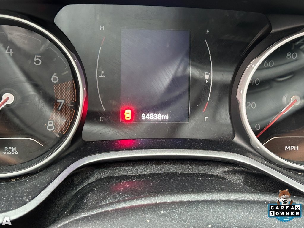 Used 2019 Jeep Compass Latitude FWD image 10