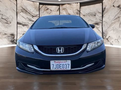Used 2014 Honda Civic LX image 2