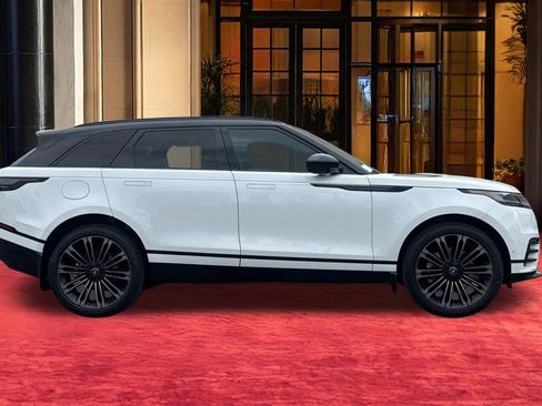 New 2026 Land Rover Range Rover Velar Dynamic SE AWD/4WD image 7