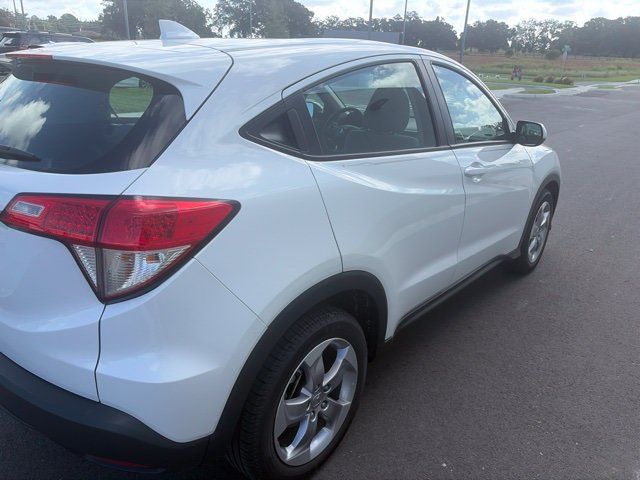 Used 2021 Honda HR-V LX image 5