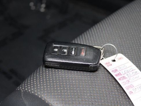 Used 2015 Lexus IS 250 w/ Navigation System Package RWD image 11