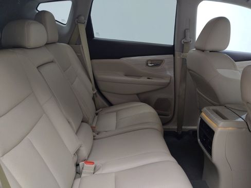 Used 2016 Nissan Murano Platinum w/ Platinum Technology Package FWD image 19