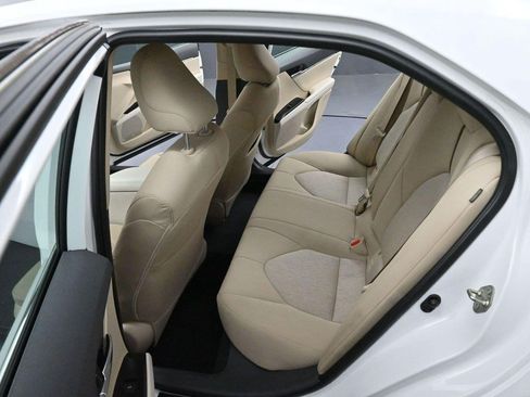 Used 2019 Toyota Camry LE FWD image 26