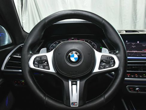 Used 2021 BMW X7 M50i w/ Dynamic Handling Package AWD/4WD image 43