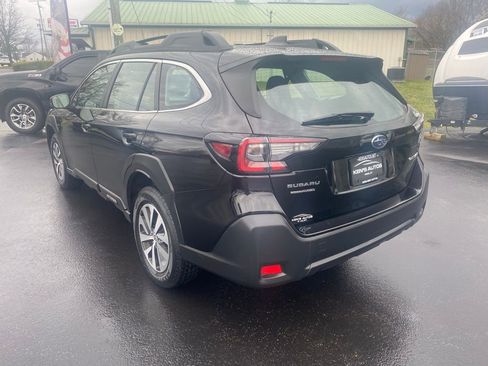 Used 2023 Subaru Outback 2.5i image 6