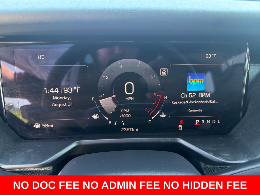Used 2026 GMC Acadia Elevation w/ Elevation Premium Package FWD image 16
