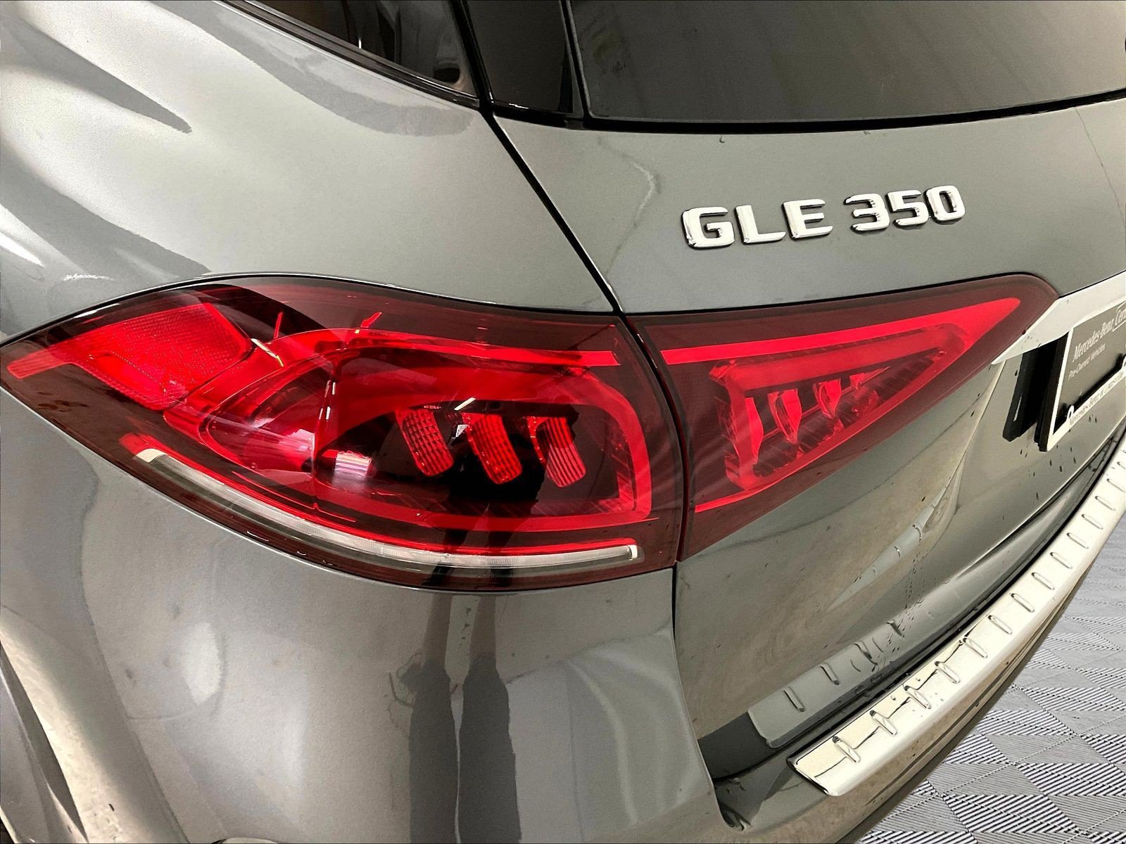 Certified 2023 Mercedes-Benz GLE 350 4MATIC w/ AMG Line Exterior image 23
