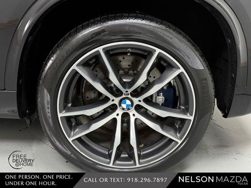 Used 2017 BMW X5 M AWD/4WD image 12