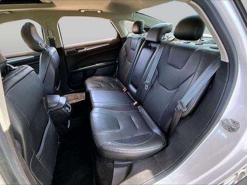 Used 2014 Ford Fusion Titanium FWD image 20