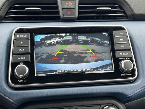 Used 2025 Nissan Versa SV w/ Trunk Package image 22