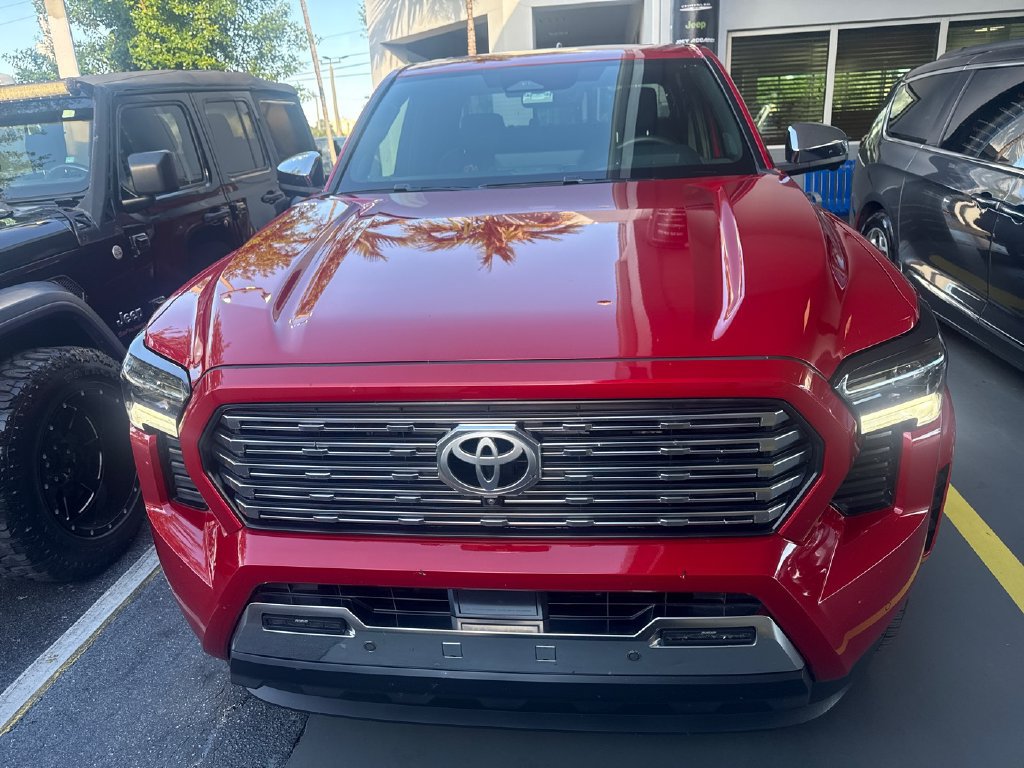 Used 2024 Toyota Tacoma Limited w/ Limited Package (LT) AWD/4WD image 1