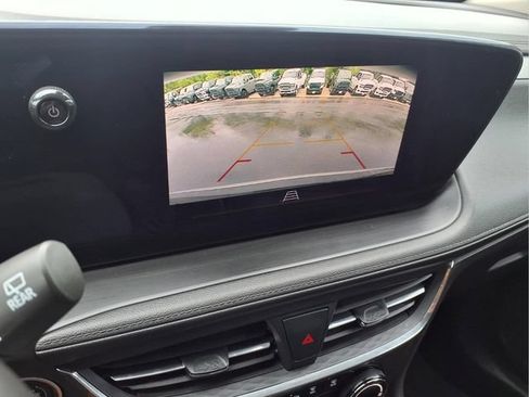 Used 2025 Buick Encore GX Preferred FWD image 29