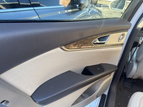 Used 2019 Lincoln Nautilus Reserve w/ Ultimate Package image 15