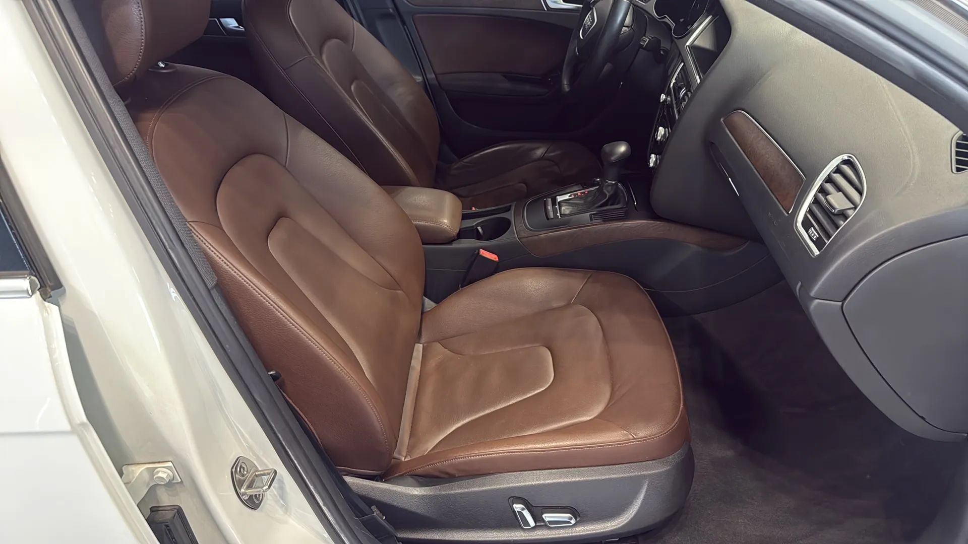 Used 2013 Audi A4 2.0T Premium FWD image 39