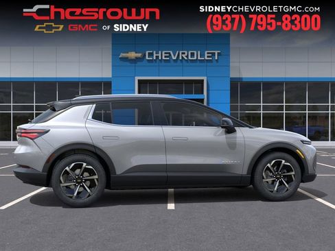 New 2026 Chevrolet Equinox EV LT image 5