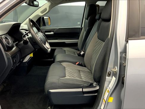 Used 2019 Toyota Tundra SR5 AWD/4WD image 9